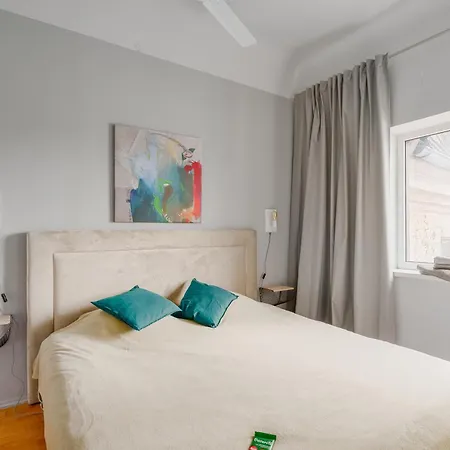 Appartement River View, Next To Castle! *